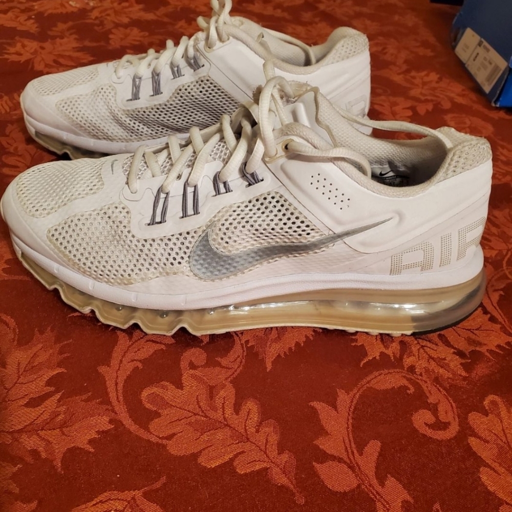 Nike Air Max Plus - image 3